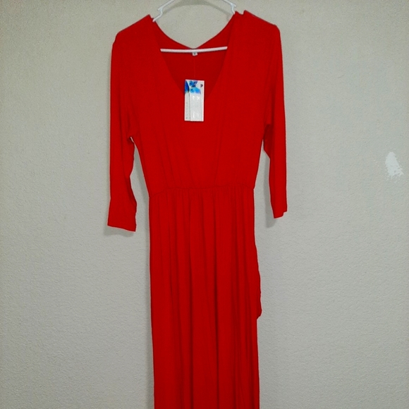 Red Body-Con Maxi Dress - Picture 2 of 5